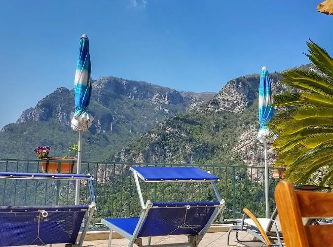 Апартаменты Maison Ciccio - Il Monticello Con Sauna Privata *